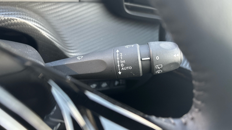 Peugeot 208 1.2 PureTech 100 Allure Premium + 5dr Petrol Hatchback